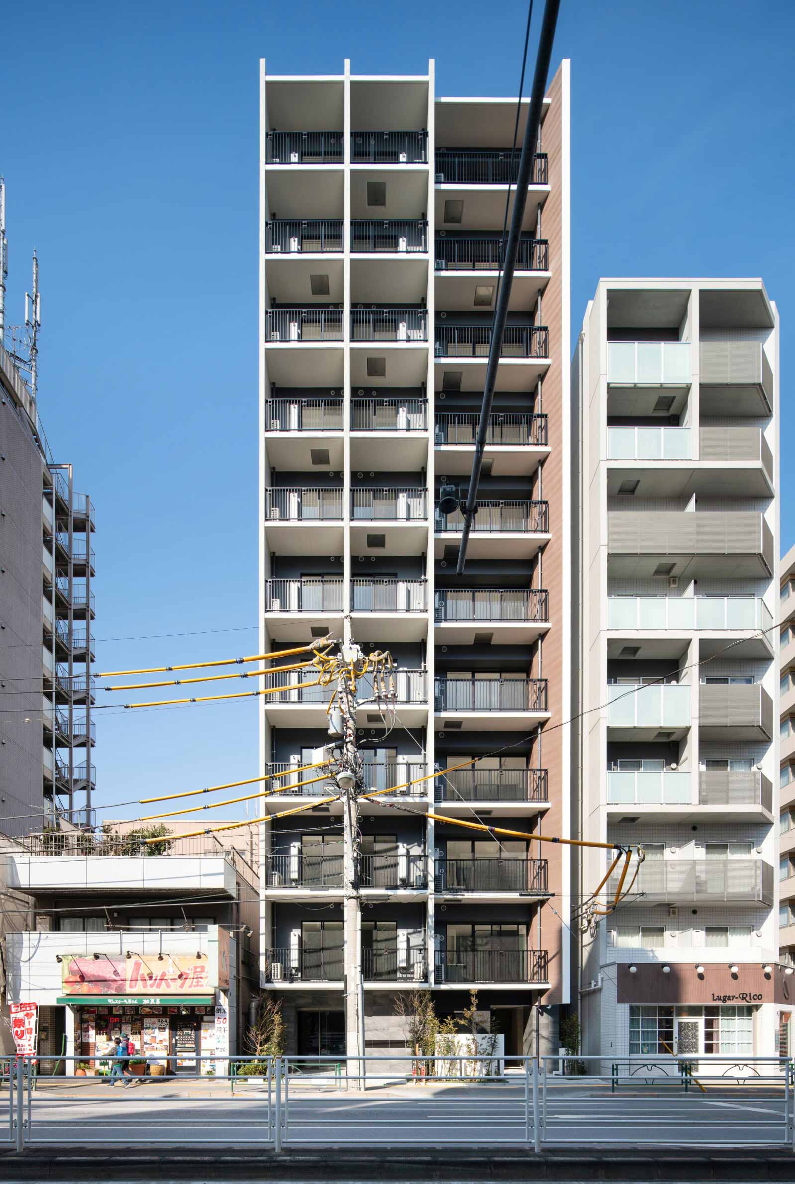 電線、電柱削除　修正前